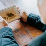 LebensLinien 60+: Online-Krisenberatung für Menschen ab 60