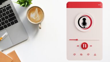 Man sieht einen Laptop